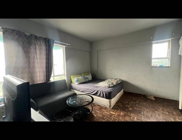 2 BEDROOM APARTMENT FOR SALE IN BEREA WEST